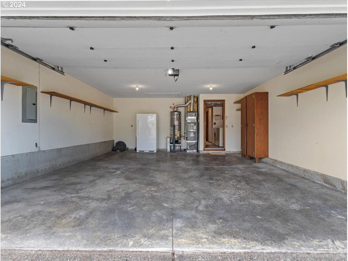 16286 Southwest 129th Terrace Portland, OR 97224 - Photo 27 of 34 Gallery Image 27