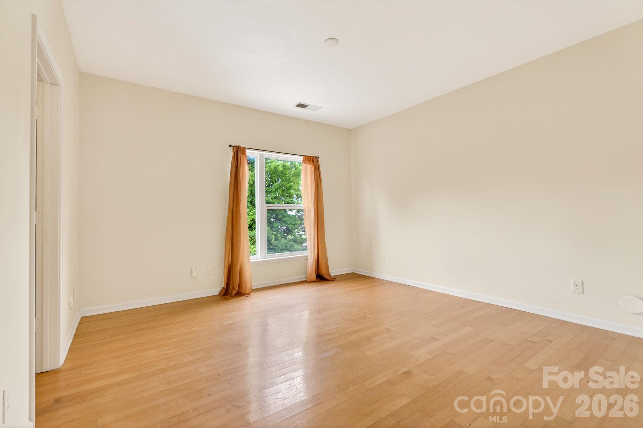 649 Raphael Place Charlotte, NC 28205 - Photo 17 of 40 Gallery Image 17