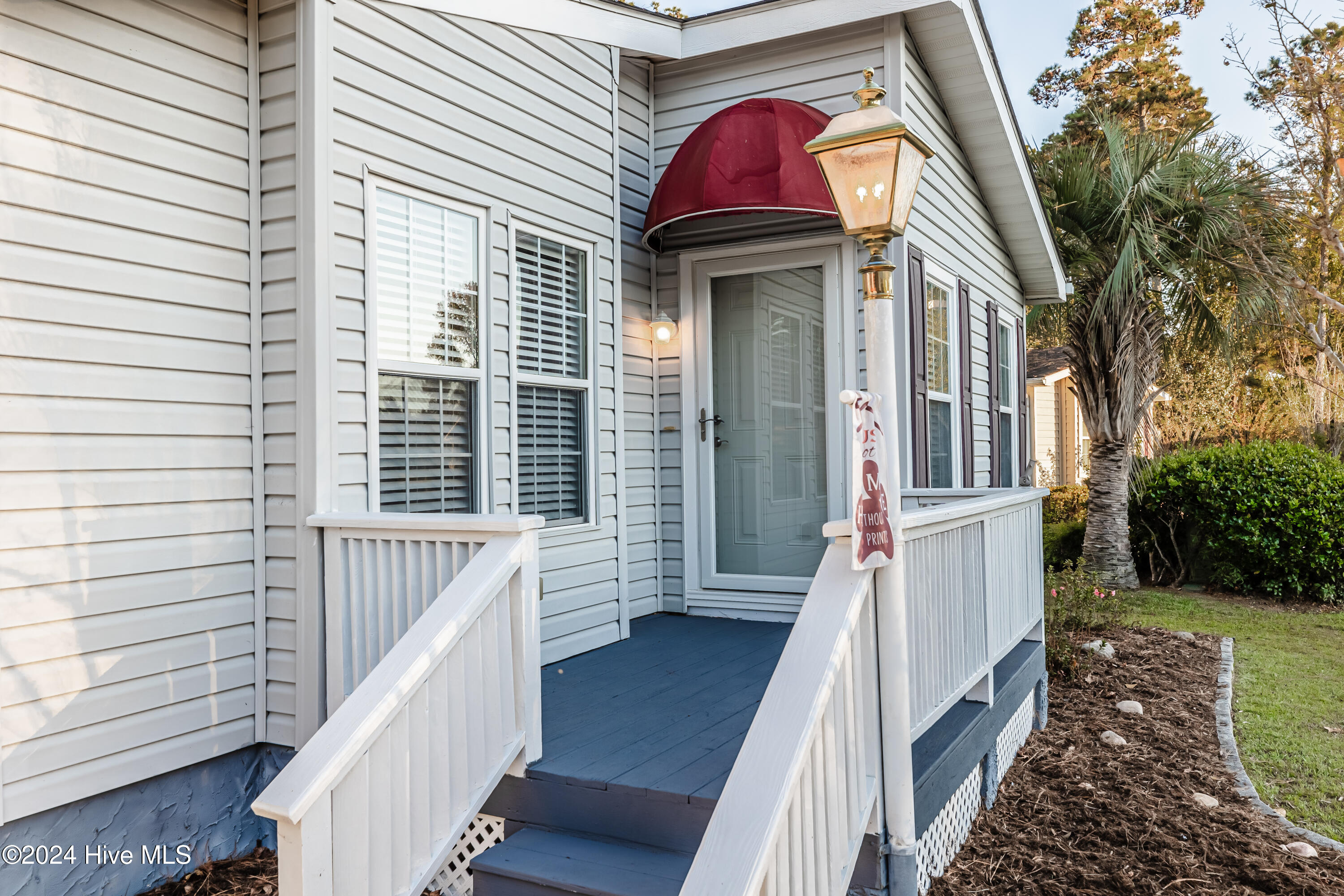 515 Deer Path Calabash, NC 28467 - Photo 2 of 44 515 Deer Path, Front Porch