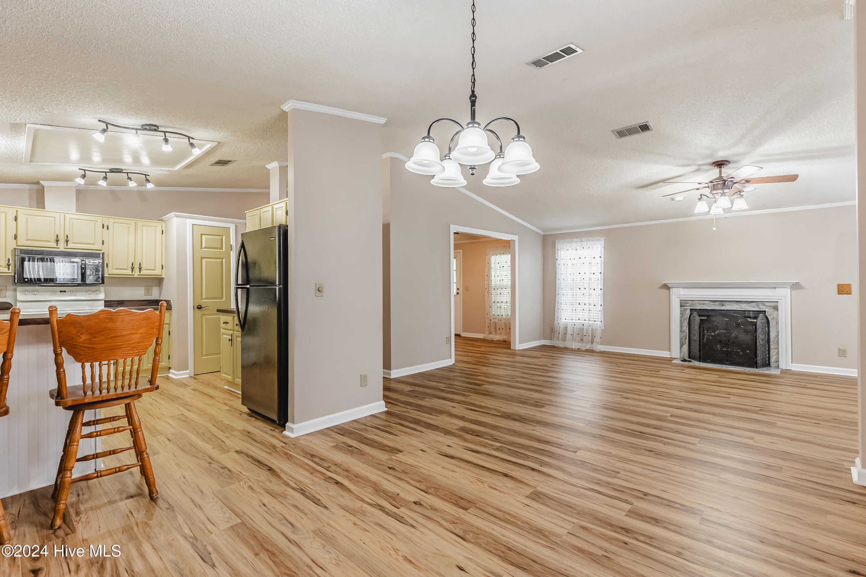 515 Deer Path Calabash, NC 28467 - Photo 6 of 44 515 Deer Path, Dining Room-2