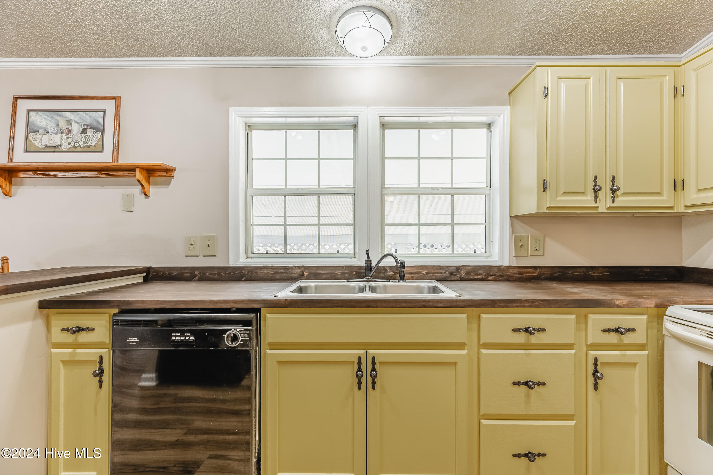 515 Deer Path Calabash, NC 28467 - Photo 10 of 44 515 Deer Path, Kitchen - 4