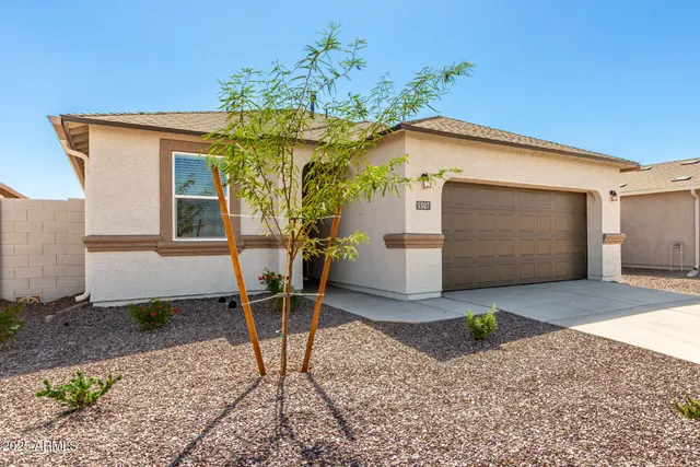 $2,000 | 5507 East Mearn Road, San Tan Valley, AZ 85140