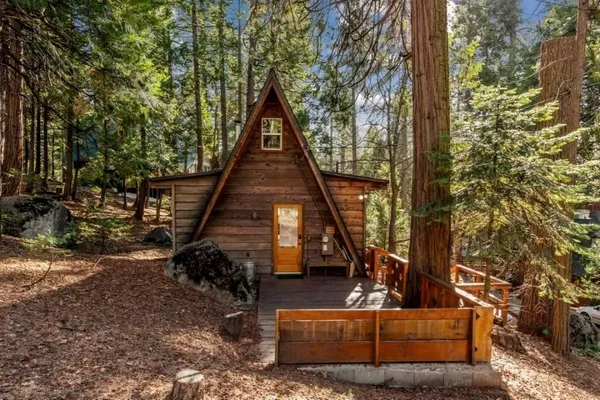$419,000 | 42101 Jeffrey, Shaver Lake, CA 93664