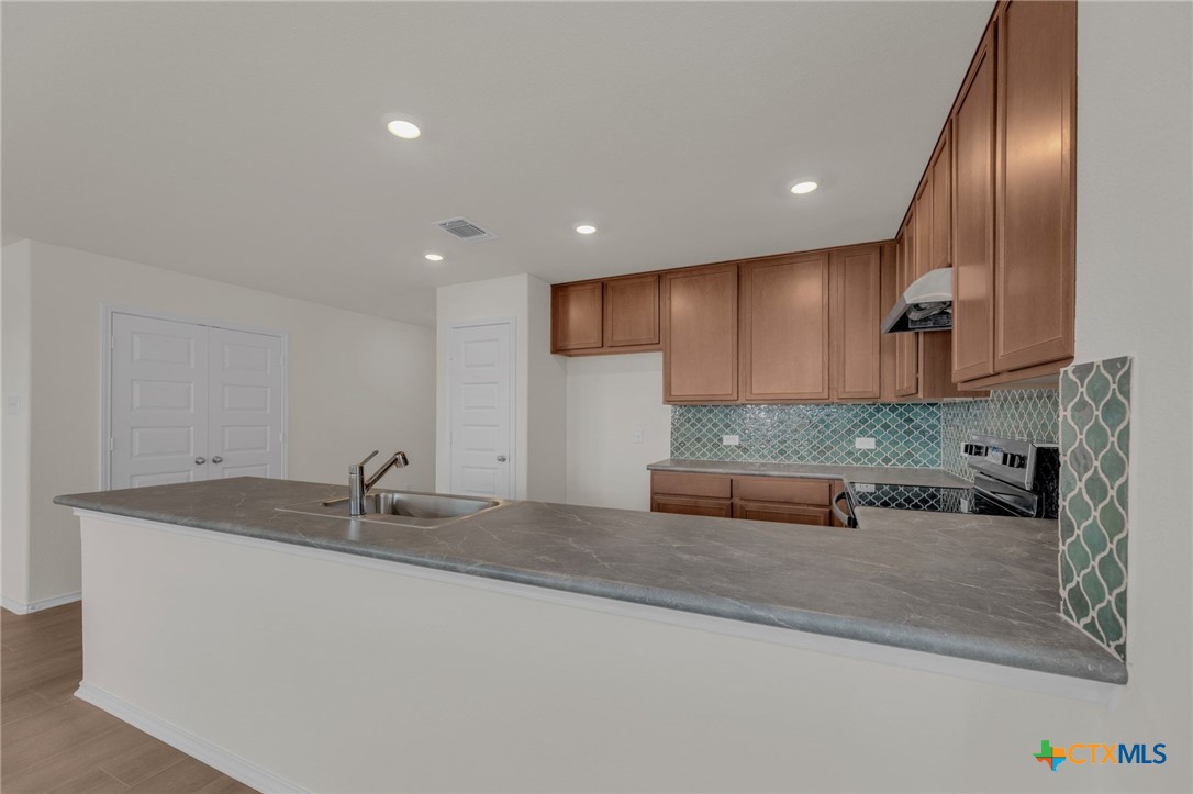 1925 Jadd Street Belton, TX 76513 - Photo 16 of 38 Kitchen