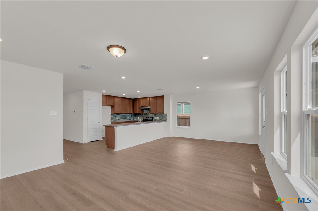 1925 Jadd Street Belton, TX 76513 - Photo 7 of 38 Great Room