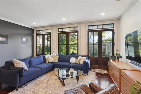 $1,300,000 | 6119 Annunciation Street, New Orleans, LA 70118