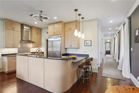 $1,300,000 | 6119 Annunciation Street, New Orleans, LA 70118