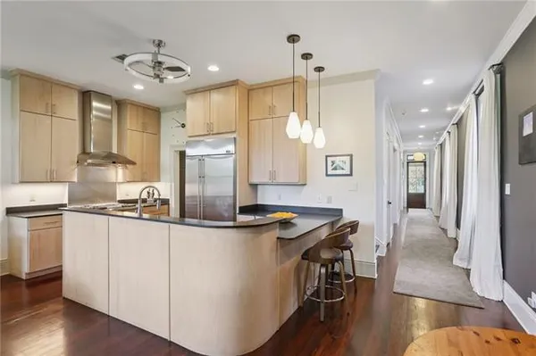 $1,300,000 | 6119 Annunciation Street, New Orleans, LA 70118
