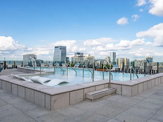 $4,995 | 1212 Demonbreun Street, Unit 2102, Nashville, TN 37203