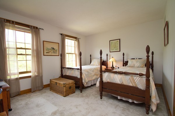 13 Castle Road Westford, MA 01886 - Photo 14 of 19 Gallery Image 14