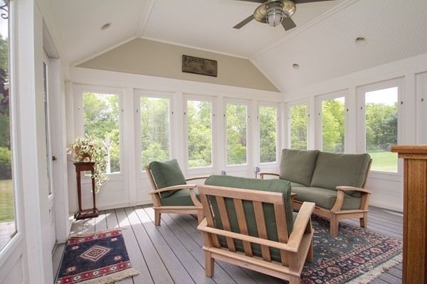 13 Castle Road Westford, MA 01886 - Photo 8 of 19 Gallery Image 8