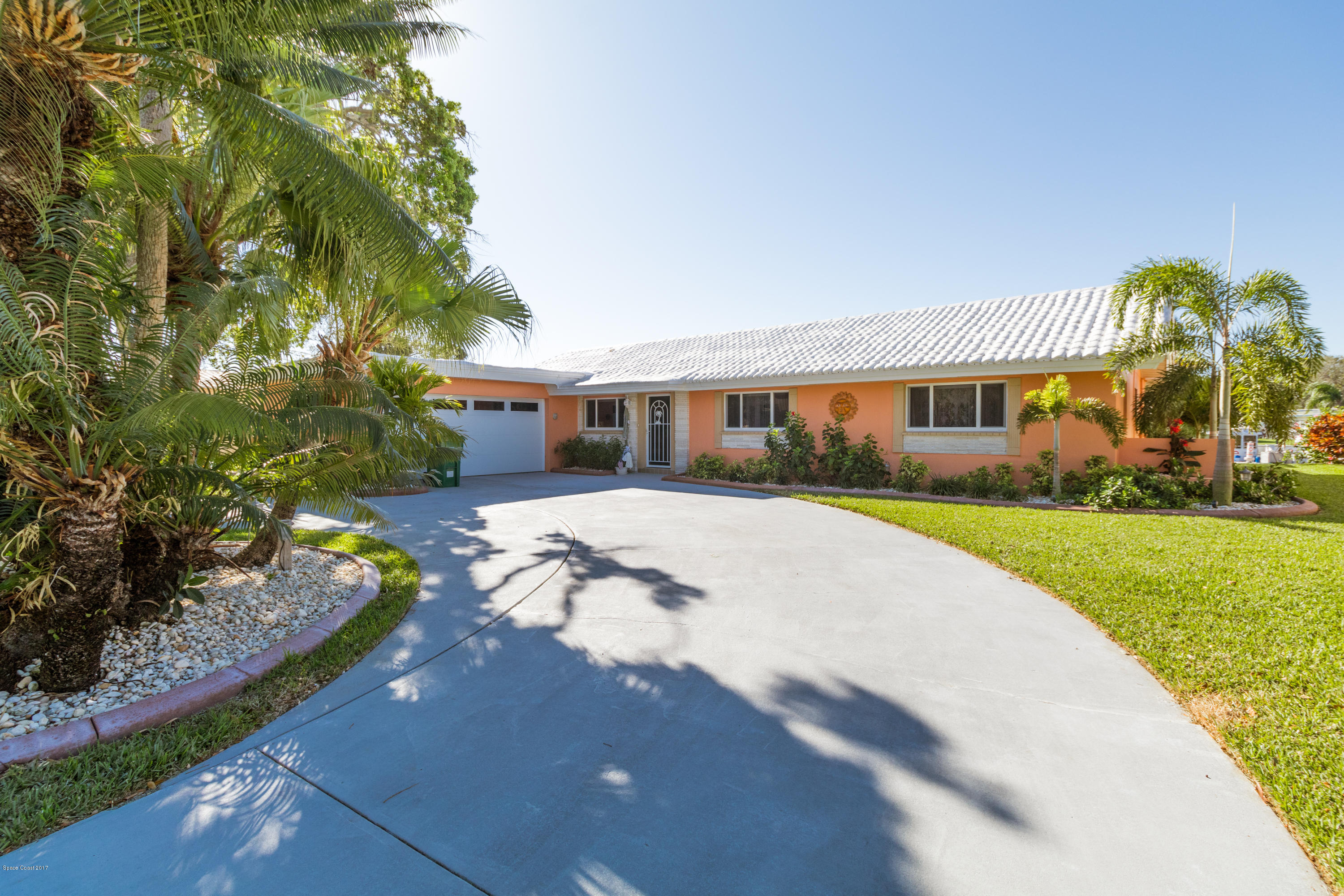 1105 Samar Road Cocoa Beach, FL 32931 - Photo 7 of 39 1105 Samar-1