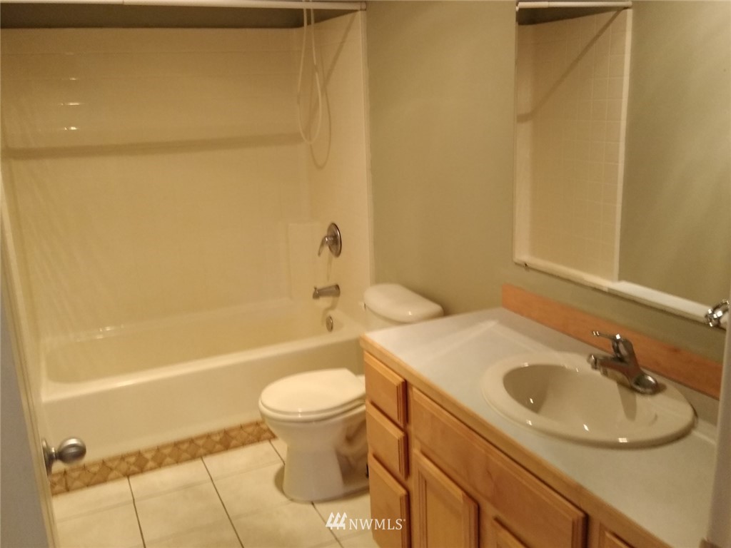 1427 Goat Trail Loop Road Mukilteo, WA 98275 - Photo 12 of 17 Gallery Image 12