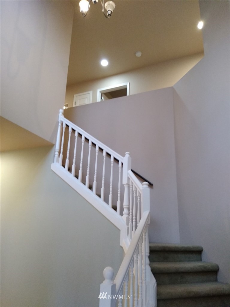 1427 Goat Trail Loop Road Mukilteo, WA 98275 - Photo 13 of 17 Gallery Image 13