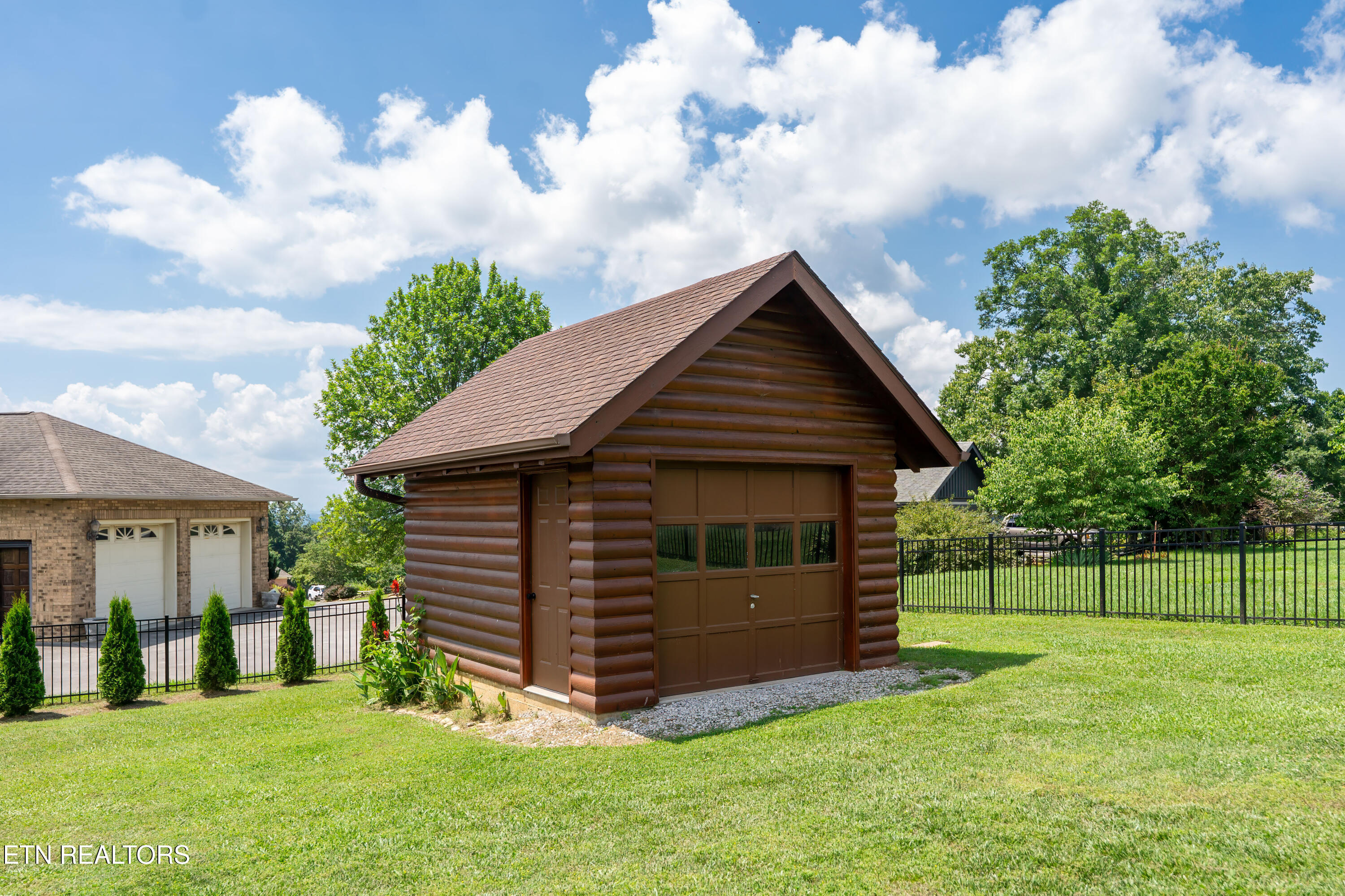 1163 Country Club Road Dandridge, TN 37725 - Photo 12 of 56 _DSC4368-Edit