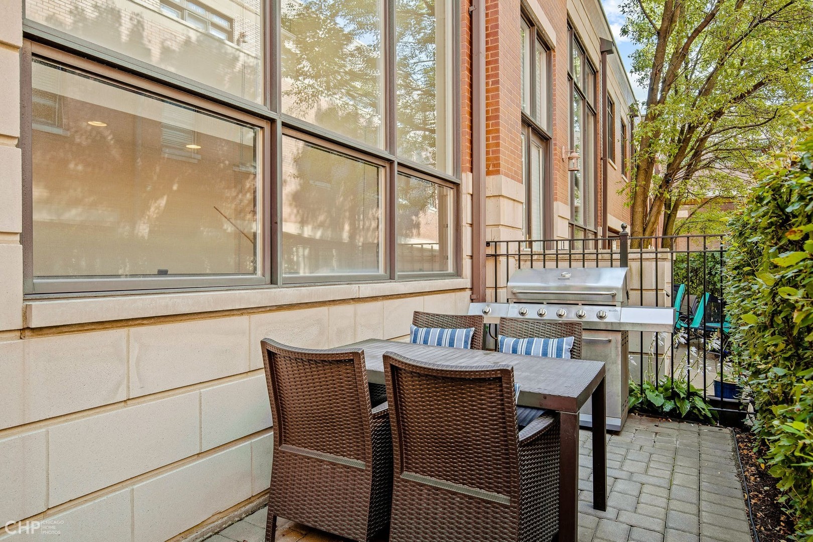 Undisclosed Address Chicago, IL 60614 - Photo 2 of 34