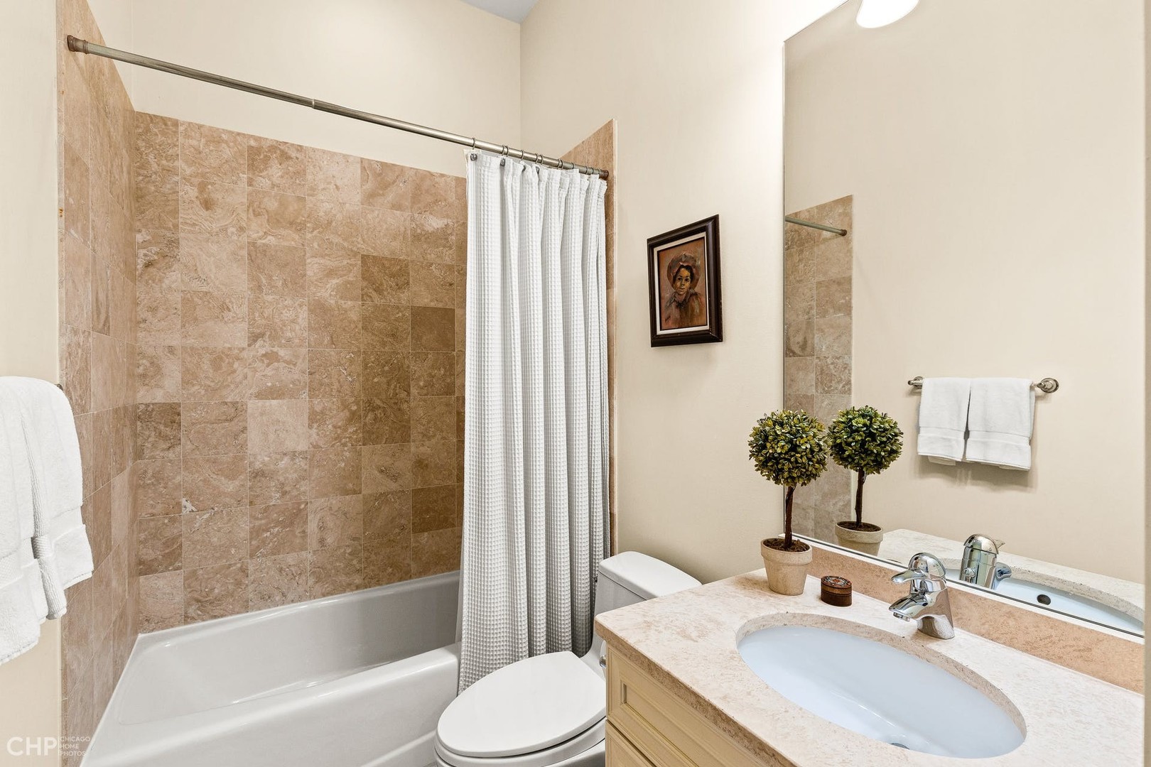 Undisclosed Address Chicago, IL 60614 - Photo 24 of 34