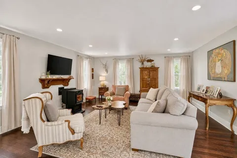 $1,790,000 | 41-0 Cook Road, Tisbury, MA 02568