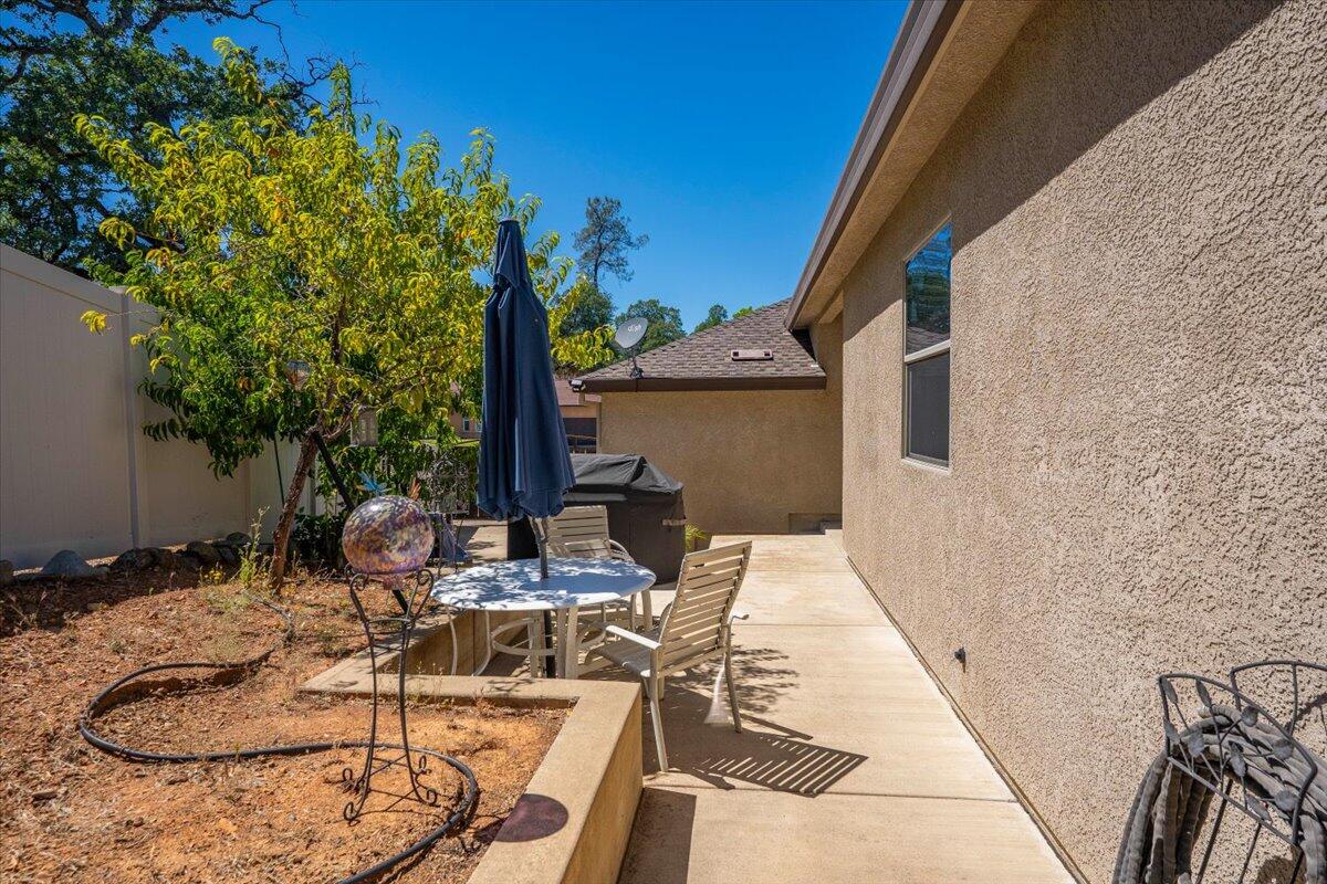 5697 Constitution Way Redding, CA 96003 - Photo 54 of 87 61-5697 Constitution Way - E-25