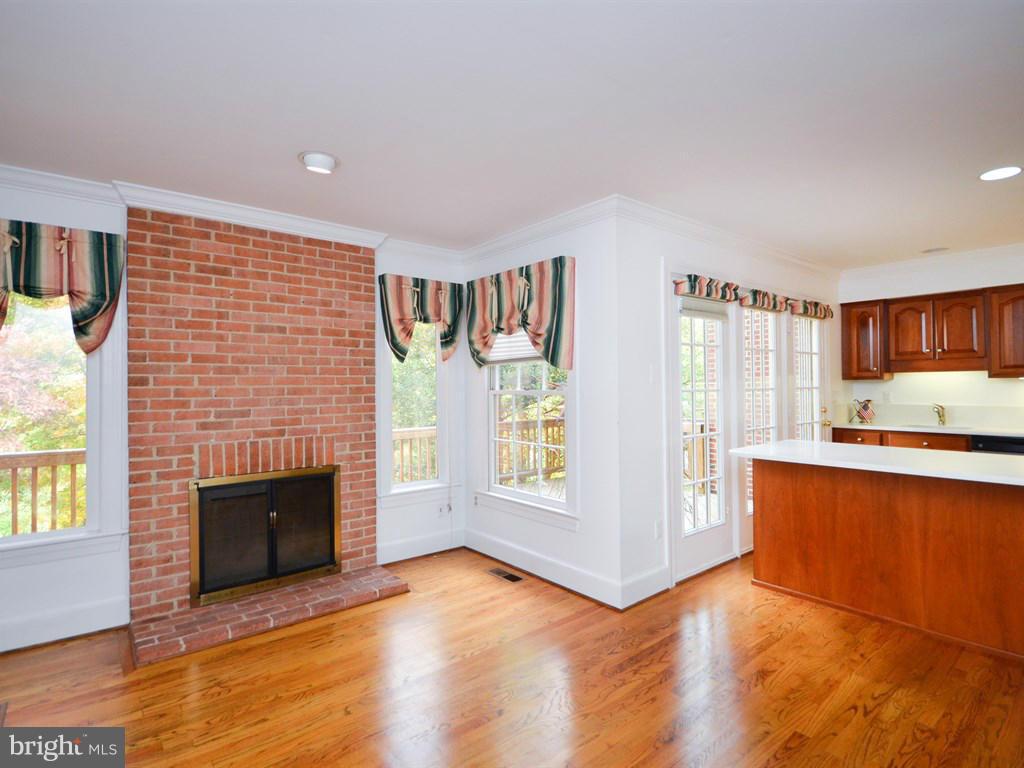 7202 Evans Mill Road McLean, VA 22101 - Photo 9 of 30 Family Room