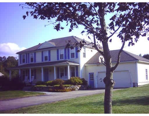 37 Barnstable Road Norfolk, MA 02056 - Photo 1 of 12 Gallery Image 1