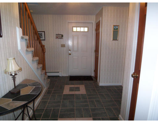 37 Barnstable Road Norfolk, MA 02056 - Photo 7 of 12 Gallery Image 7