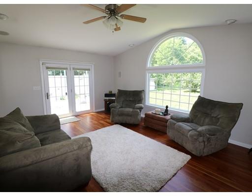 60 Chipmunk Road Springfield, MA 01108 - Photo 7 of 35 Gallery Image 7