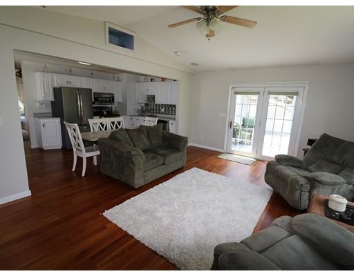 60 Chipmunk Road Springfield, MA 01108 - Photo 10 of 35 Gallery Image 10