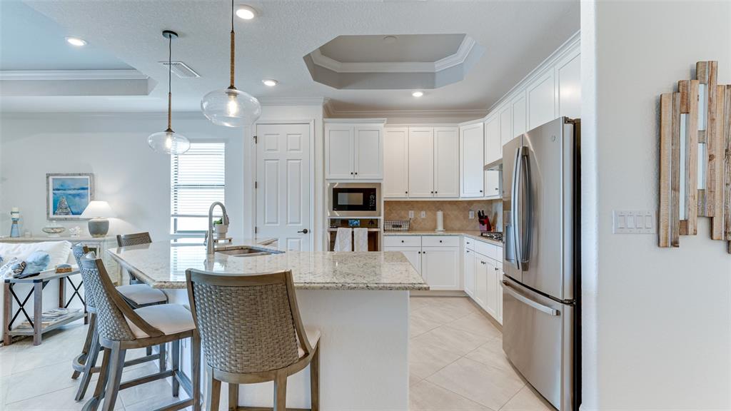 5907 Brandon Run Lakewood Ranch, FL 34211 - Photo 8 of 60