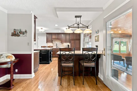 $749,900 | 1004 Longview Drive, Hendersonville, TN 37075