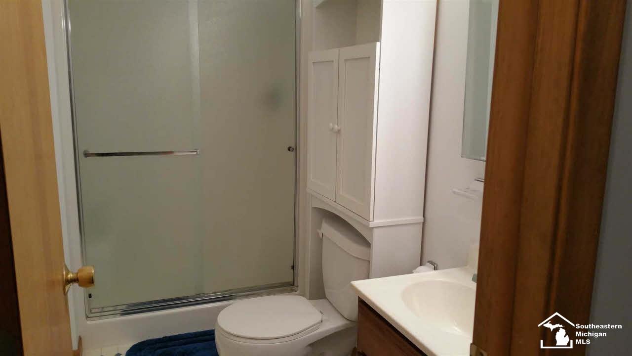 3950 East Dunbar Road Monroe, MI 48161 - Photo 14 of 18 20451636-13.JPG