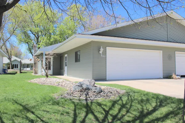 $210,000 | 542 Graham Street Southwest, Hutchinson, MN 55350