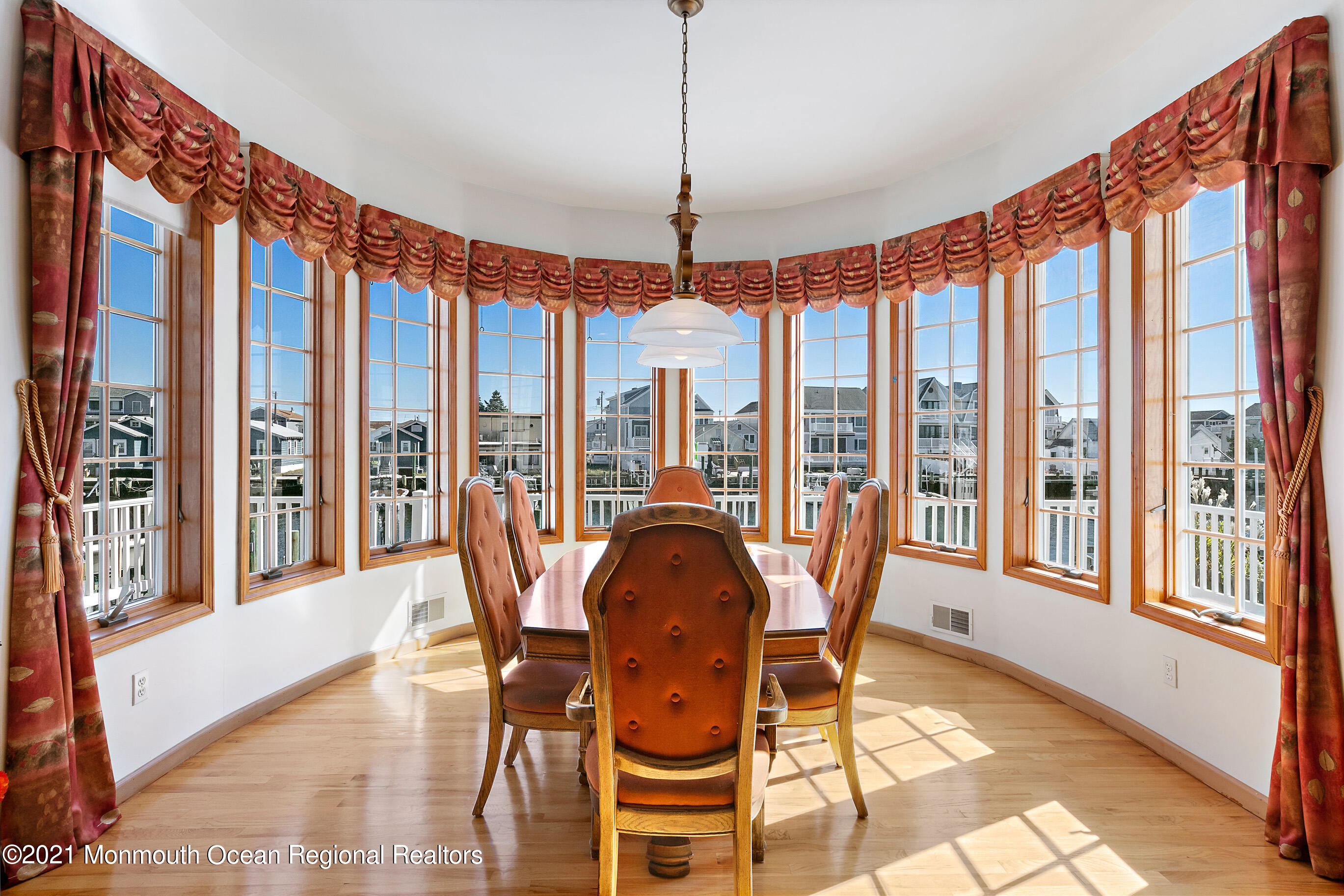116 Riverside Place Point Pleasant Beach, NJ 08742 - Photo 17 of 59 Dining Room