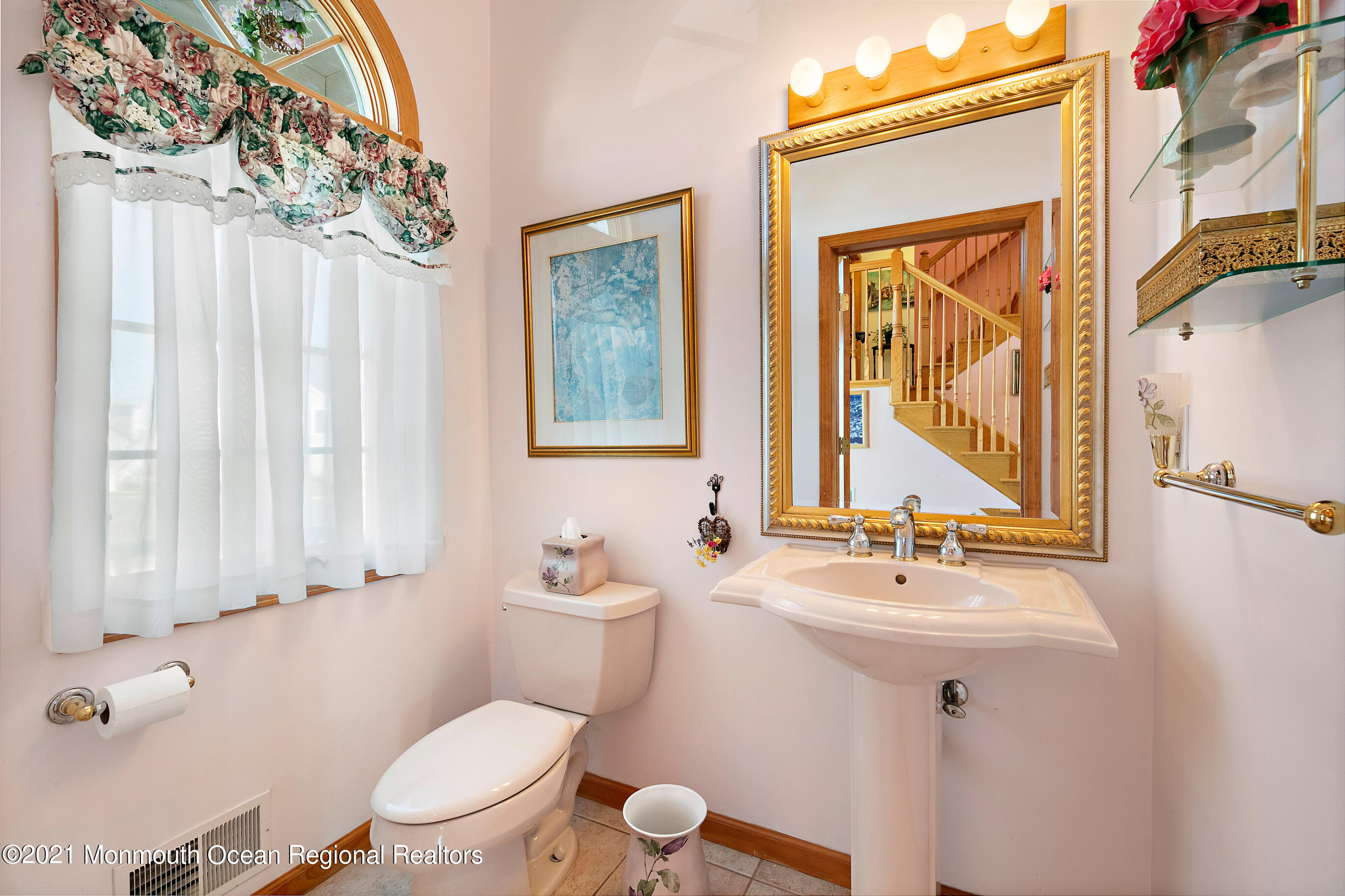 116 Riverside Place Point Pleasant Beach, NJ 08742 - Photo 18 of 59 Powder Room