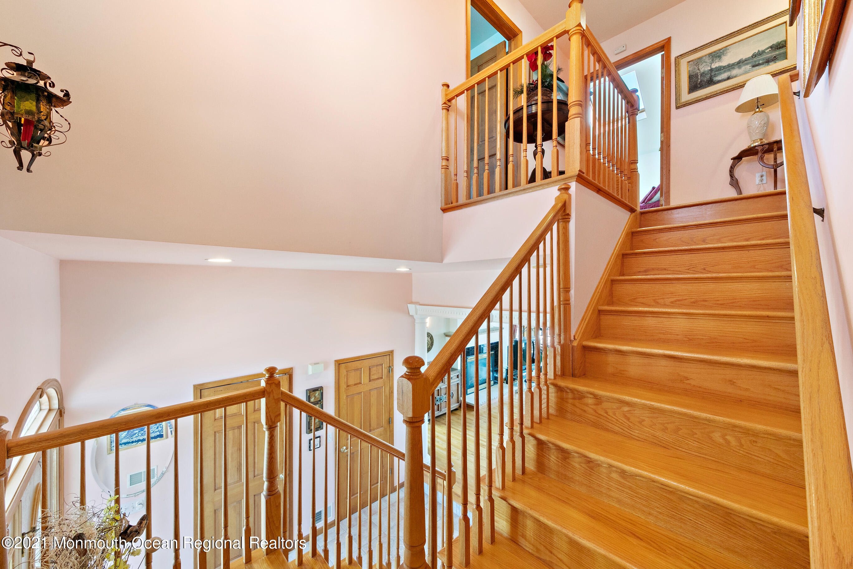 116 Riverside Place Point Pleasant Beach, NJ 08742 - Photo 19 of 59 Staircase