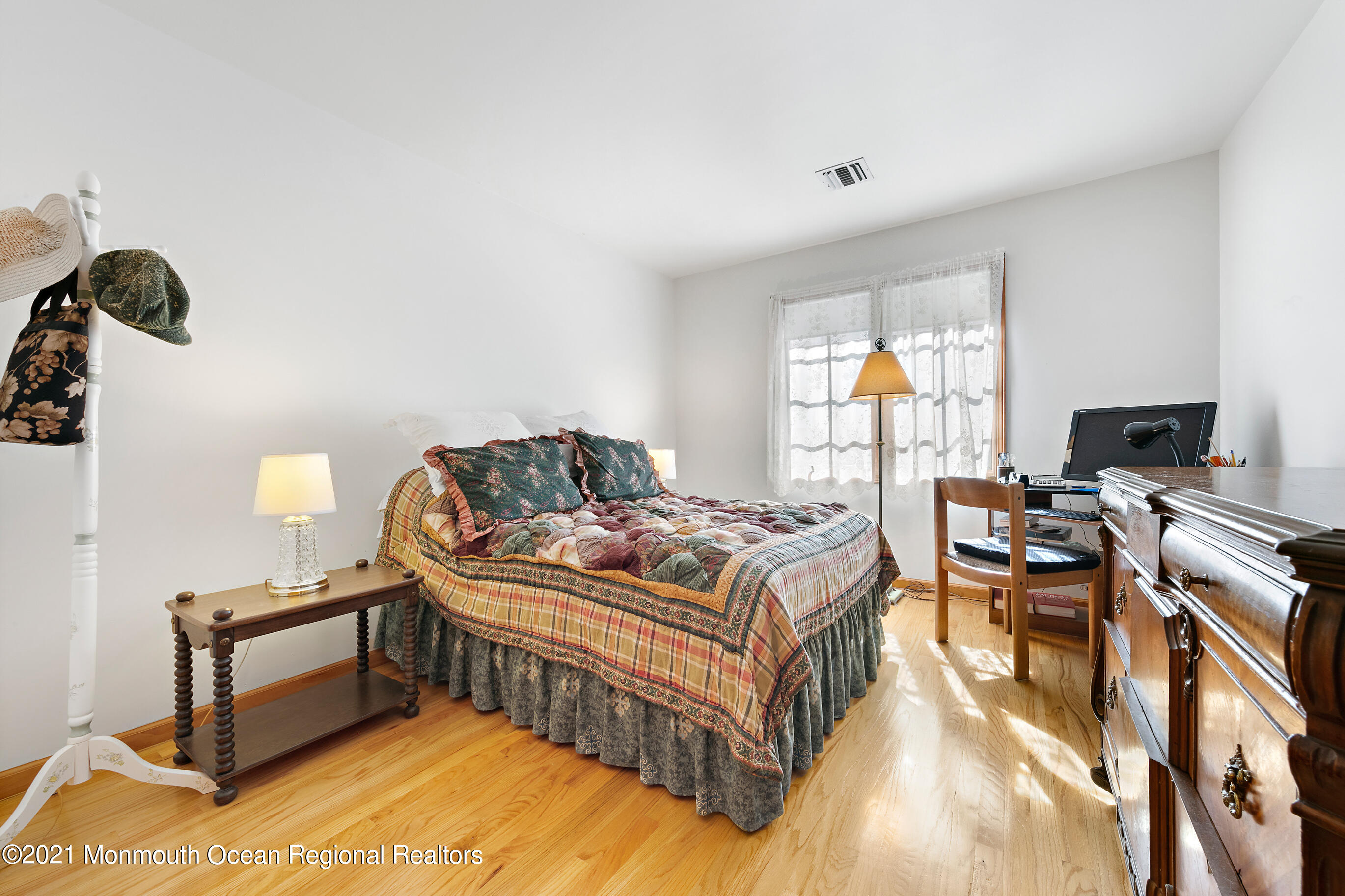 116 Riverside Place Point Pleasant Beach, NJ 08742 - Photo 34 of 59 Guest Bedroom #3
