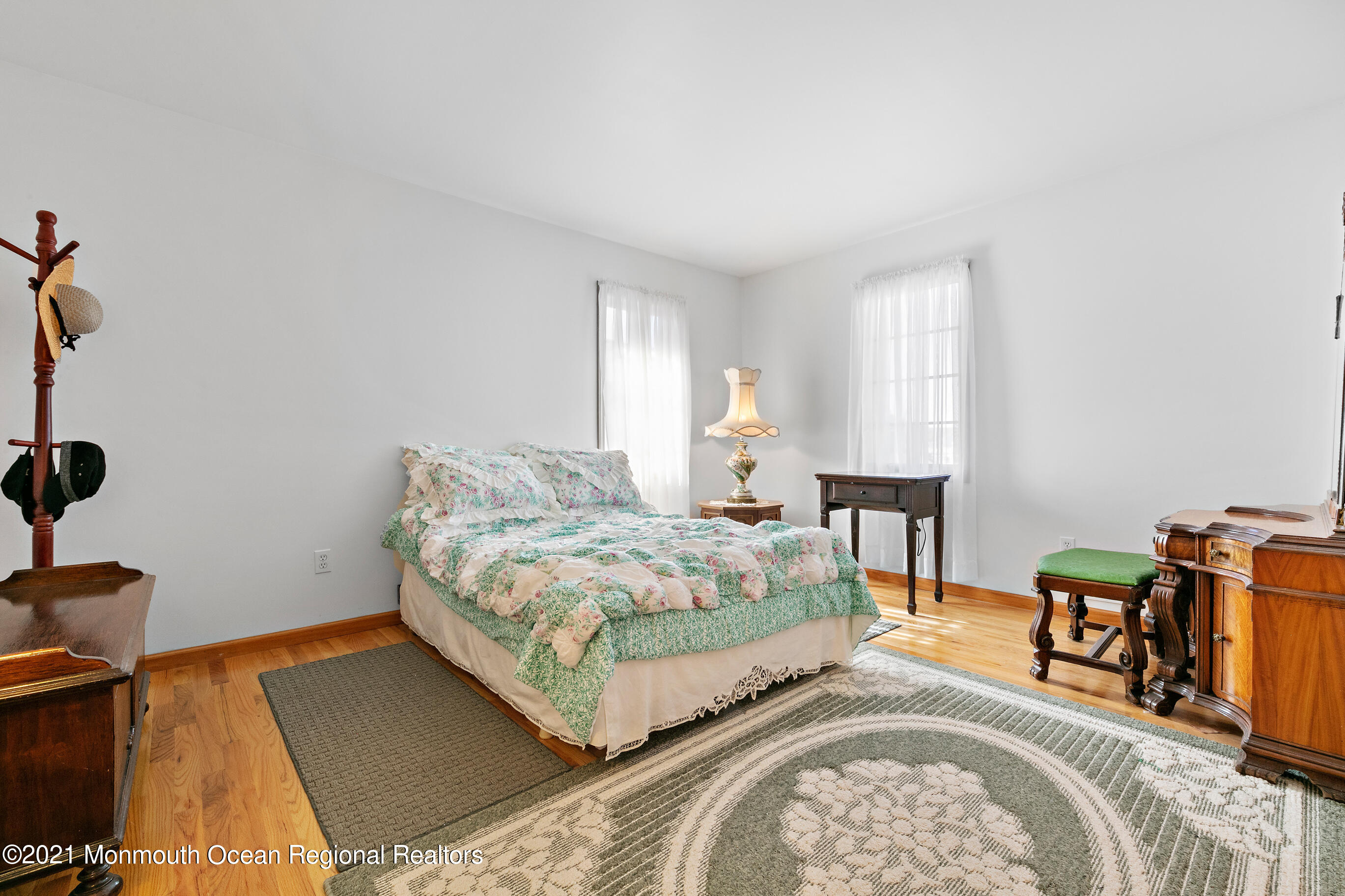 116 Riverside Place Point Pleasant Beach, NJ 08742 - Photo 35 of 59 Guest Bedroom #4