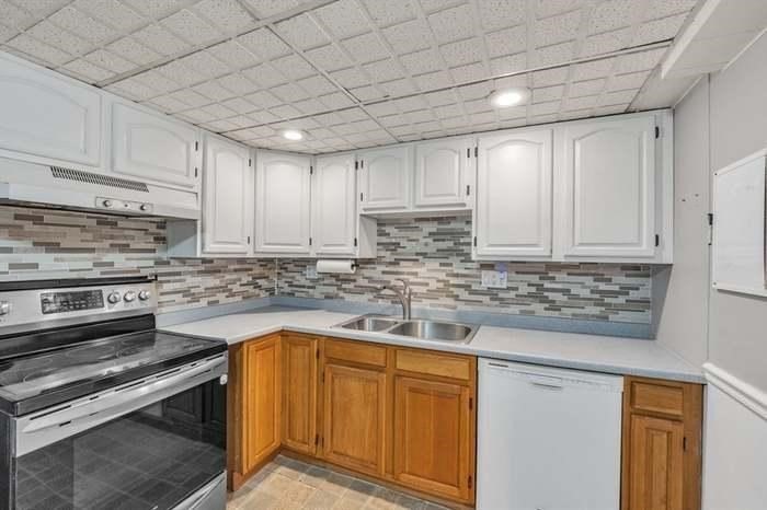 109 North Brookfield Road, Unit 2 Barre, MA 01005 - Photo 2 of 11
