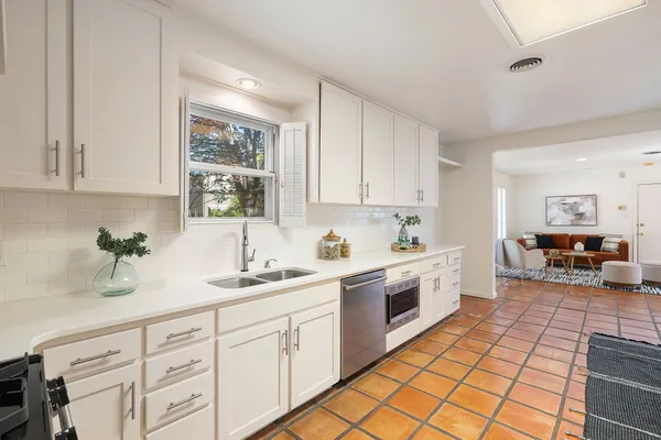 $1,250,000 | 1614 Preston Avenue, Austin, TX 78703