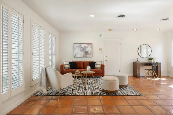 $1,250,000 | 1614 Preston Avenue, Austin, TX 78703