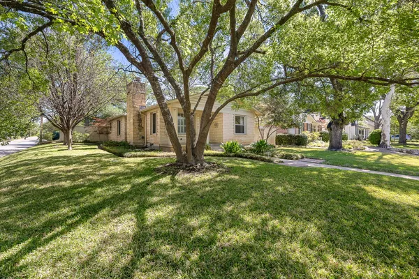 $1,250,000 | 1614 Preston Avenue, Austin, TX 78703
