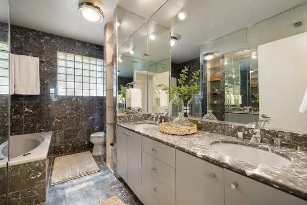 $1,250,000 | 1614 Preston Avenue, Austin, TX 78703