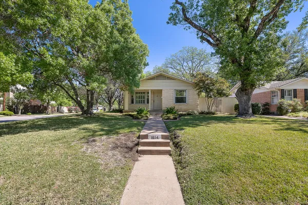 $1,250,000 | 1614 Preston Avenue, Austin, TX 78703