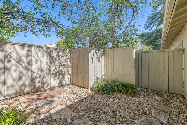 $1,250,000 | 1614 Preston Avenue, Austin, TX 78703