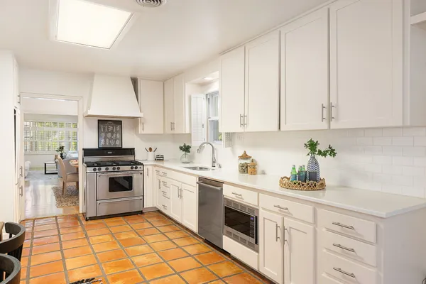 $1,250,000 | 1614 Preston Avenue, Austin, TX 78703