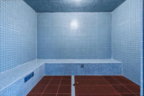 $125,000 | 7080 Environ Boulevard, Unit 423, Lauderhill, FL 33319