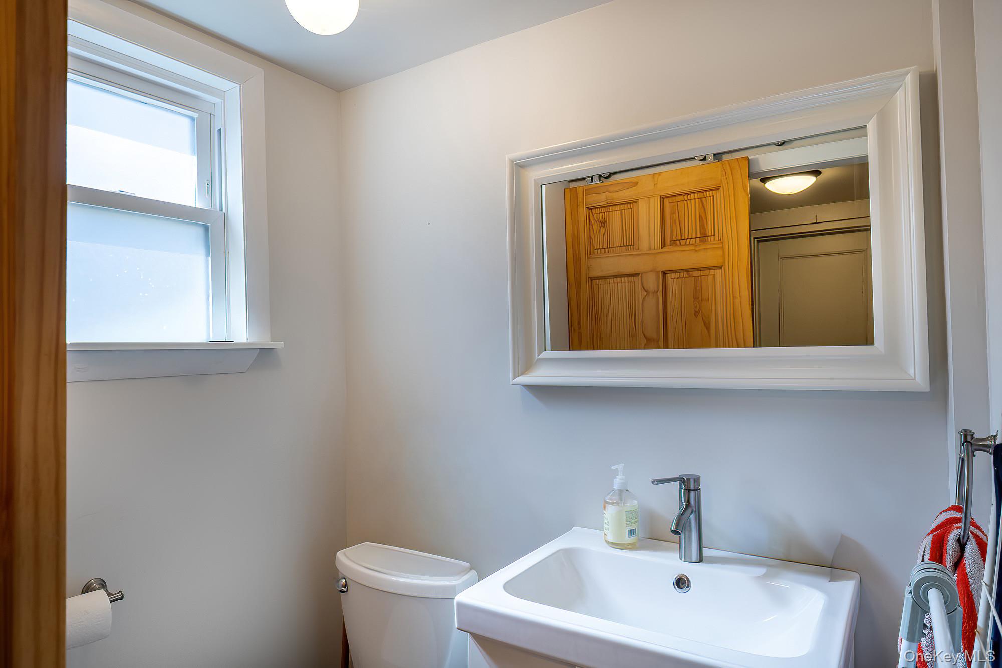 67 Duell Road White Plains, NY 10603 - Photo 15 of 29 Full Bathroom