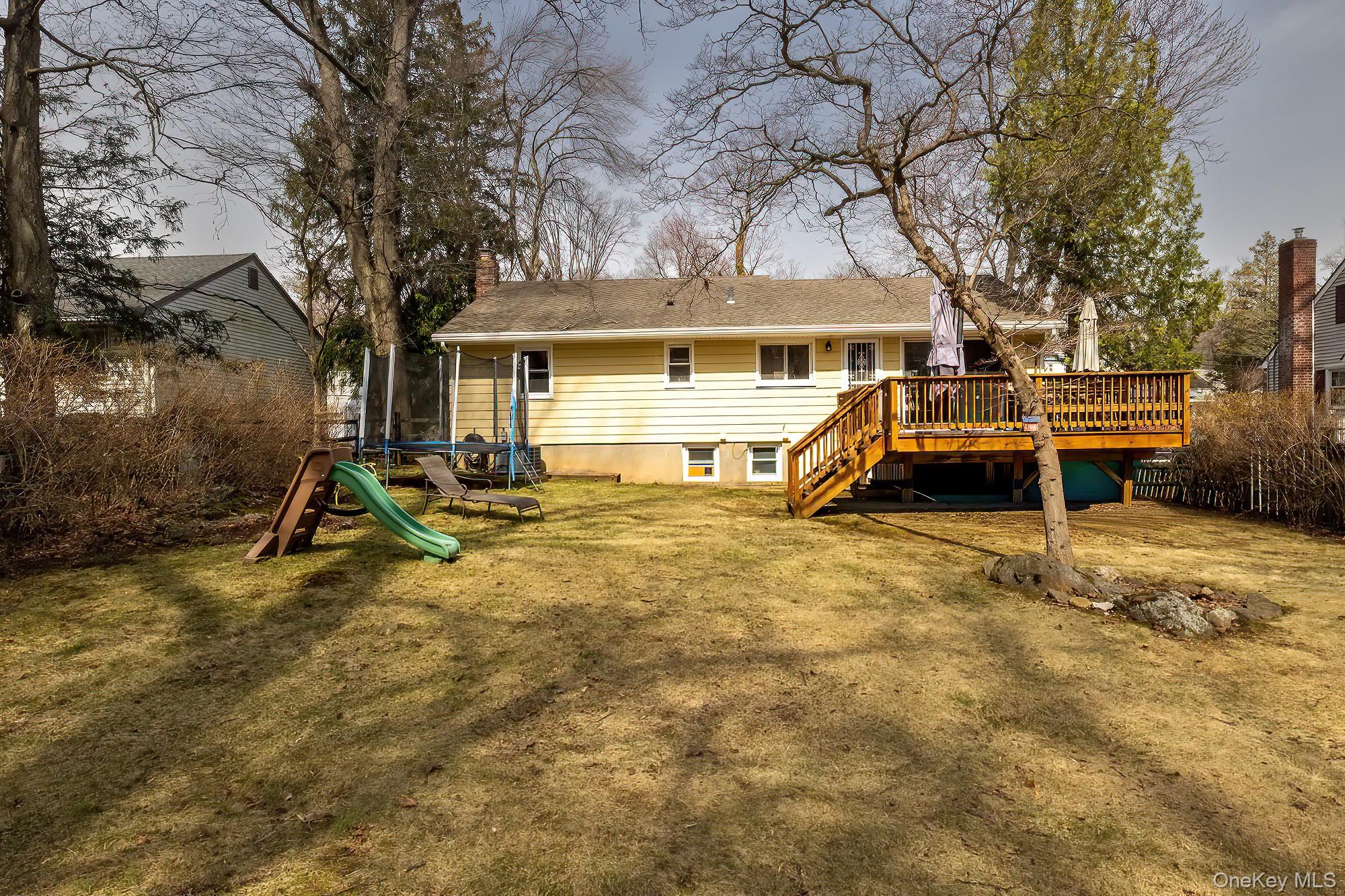 67 Duell Road White Plains, NY 10603 - Photo 24 of 29 Backyard