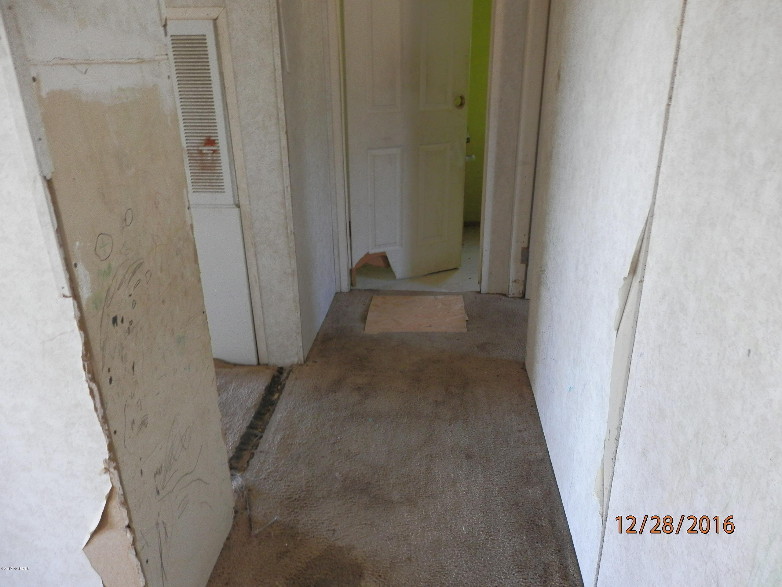408 Morton Farm Road Hubert, NC 28539 - Photo 5 of 13 PC280100