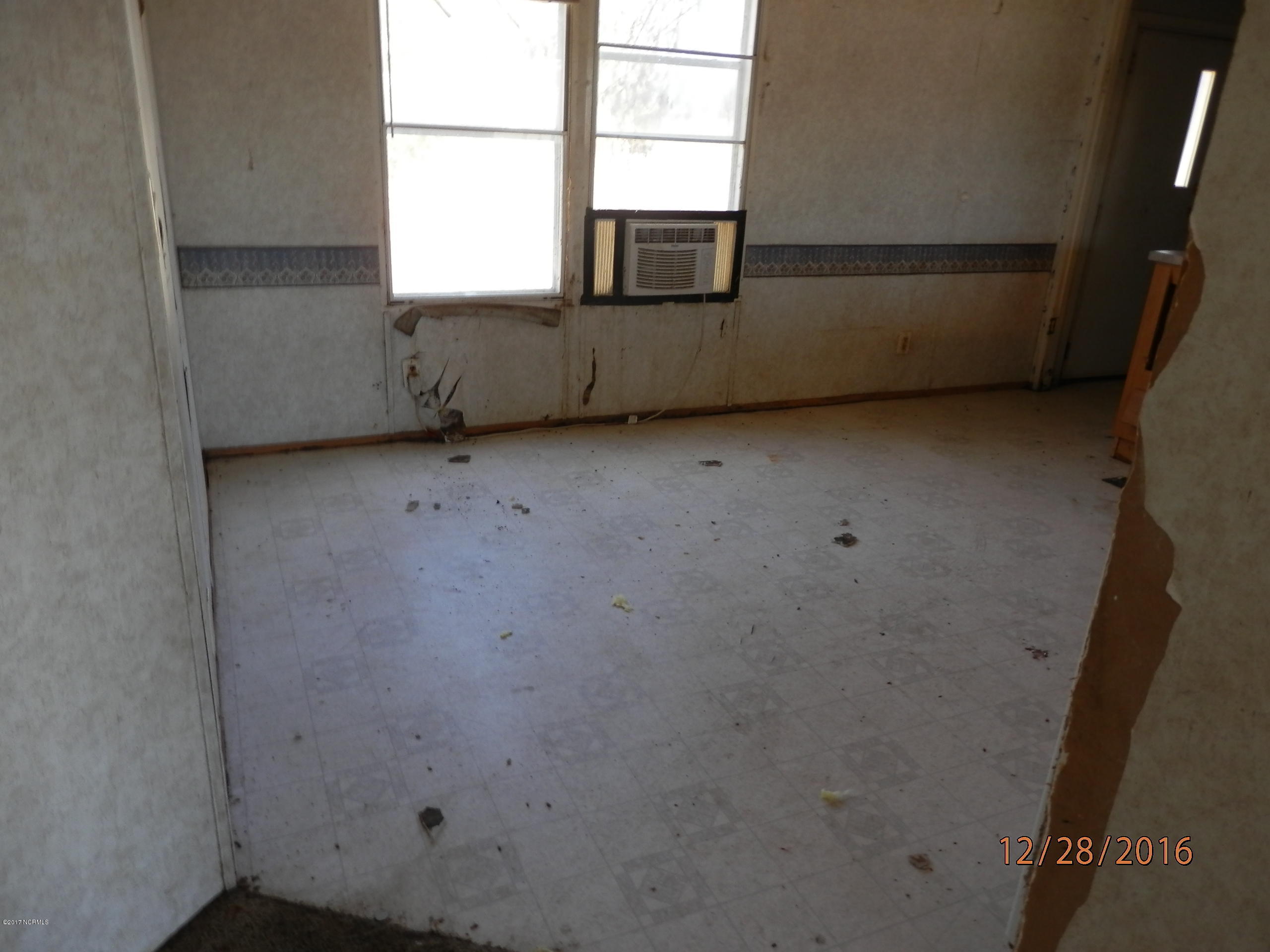 408 Morton Farm Road Hubert, NC 28539 - Photo 8 of 13 PC280106